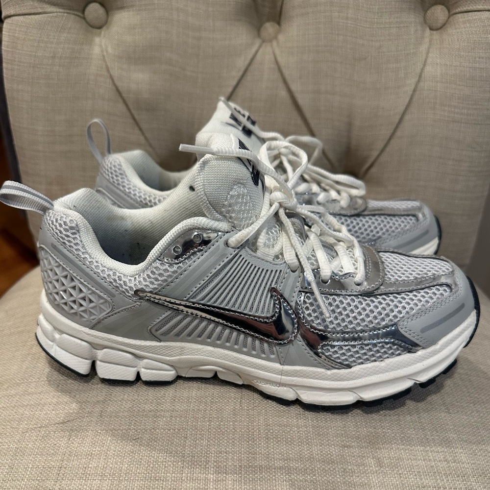 Nike Vomero 5